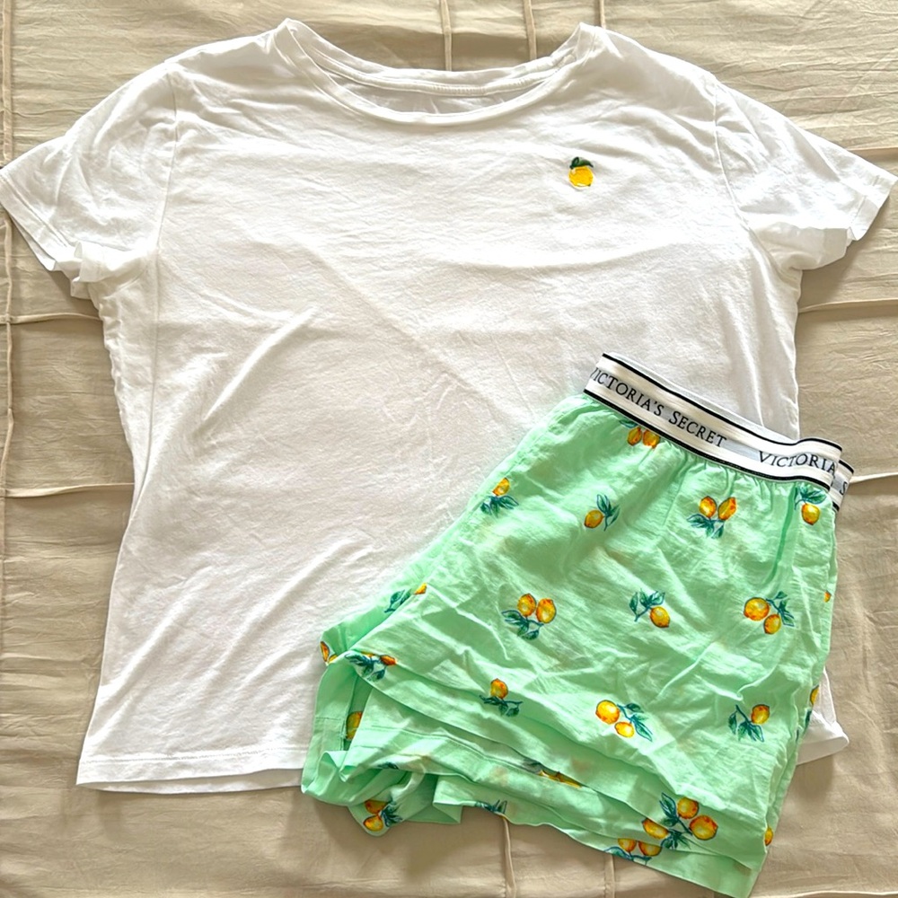 Victoria’s Secret, size Medium, mint and white lemon sleepwear